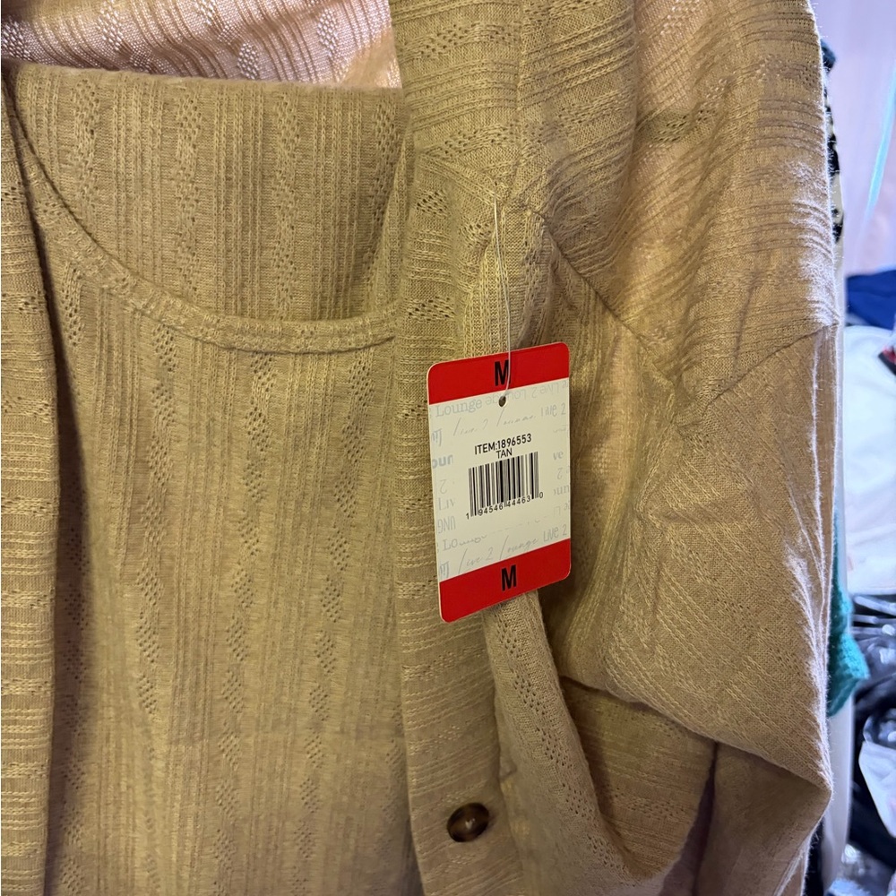 Mou Beige Textured Blazer
3 Piece Set NWT - Picture 2 of 5
